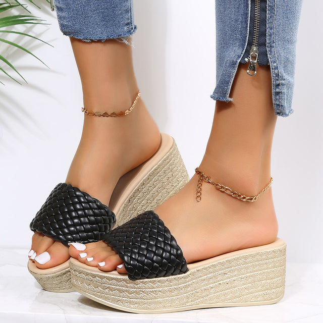 'Phoibe' Sandals